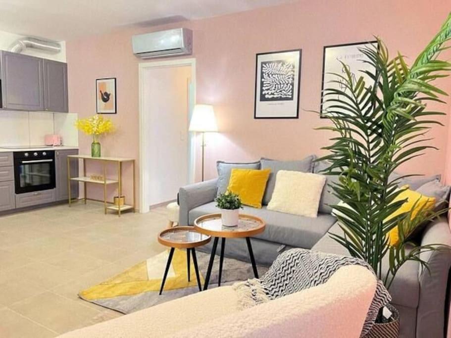 B104 - Liberty Bridge Lovely Home With Free Parking Budapest Exterior photo