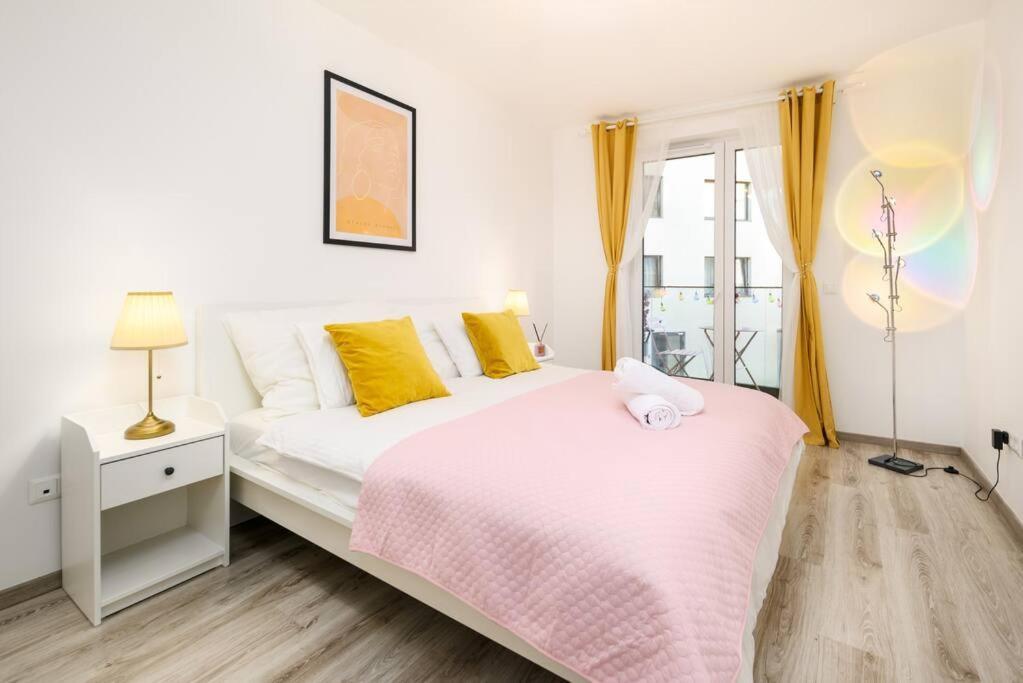 B104 - Liberty Bridge Lovely Home With Free Parking Budapest Exterior photo